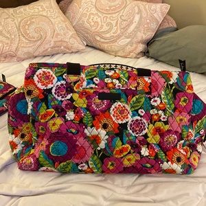 Vera Bradley, floral pattern, overnight bag
